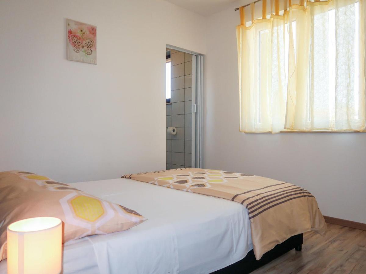 Apartment Rosic - Krk217 By Interhome Kornić Exterior foto